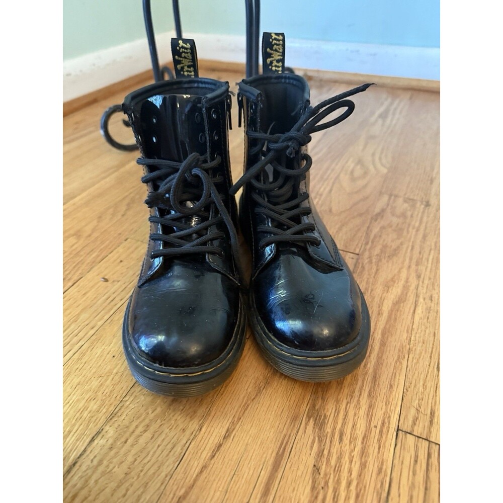Dr. Martens 1460 Boot - Kids black patent Size 3